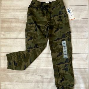NEW! Old Navy Boys Camo Cargo Pants Size Small